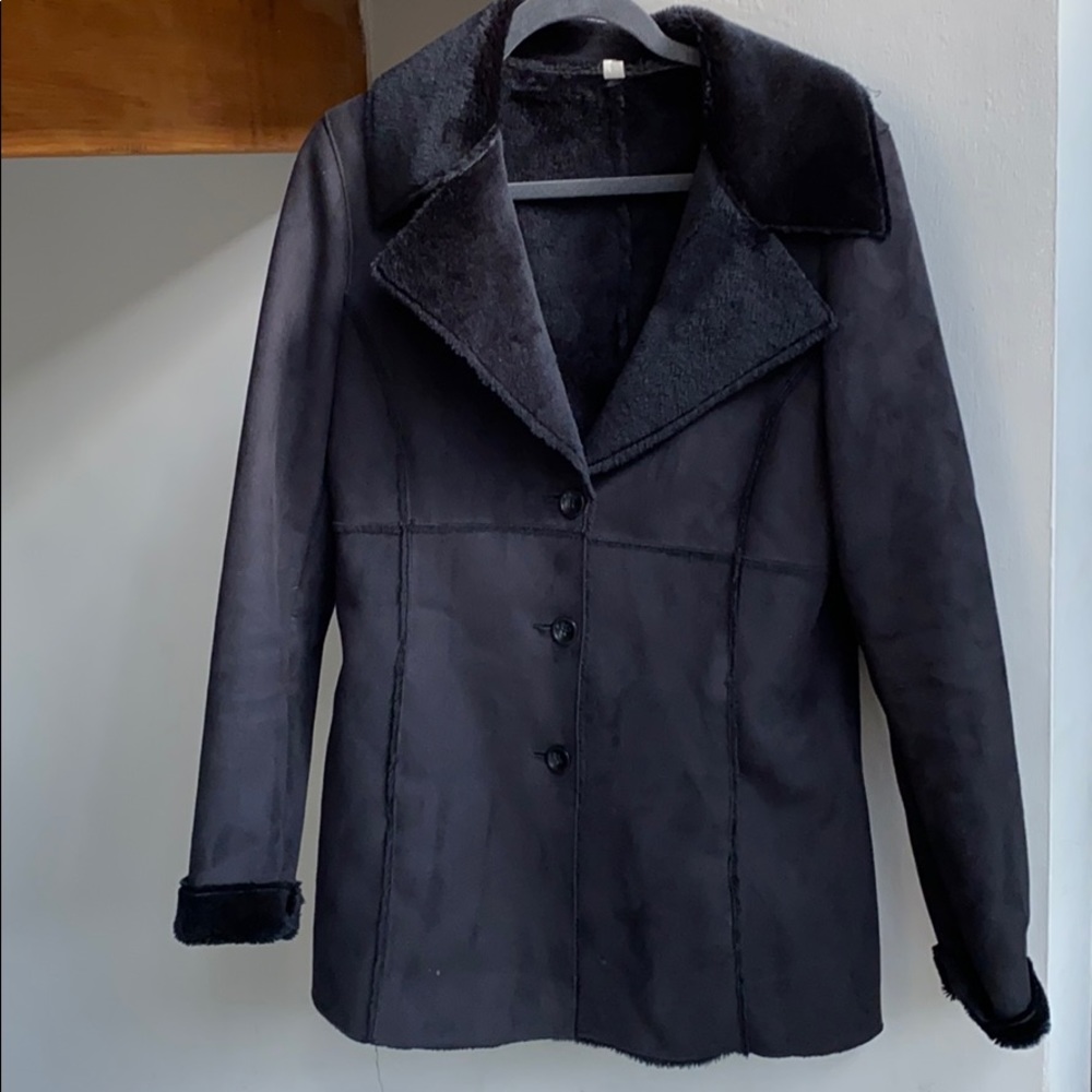 Shearling black coat